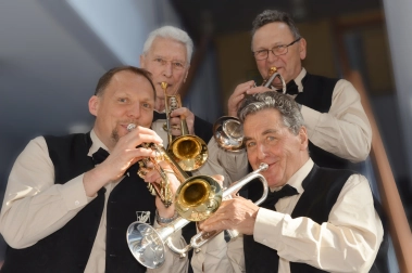 Blasmusik Quartett Erfordia Thüringen. Vier Bläser des Quartett Erfordia bei einem feierlichen Auftritt.